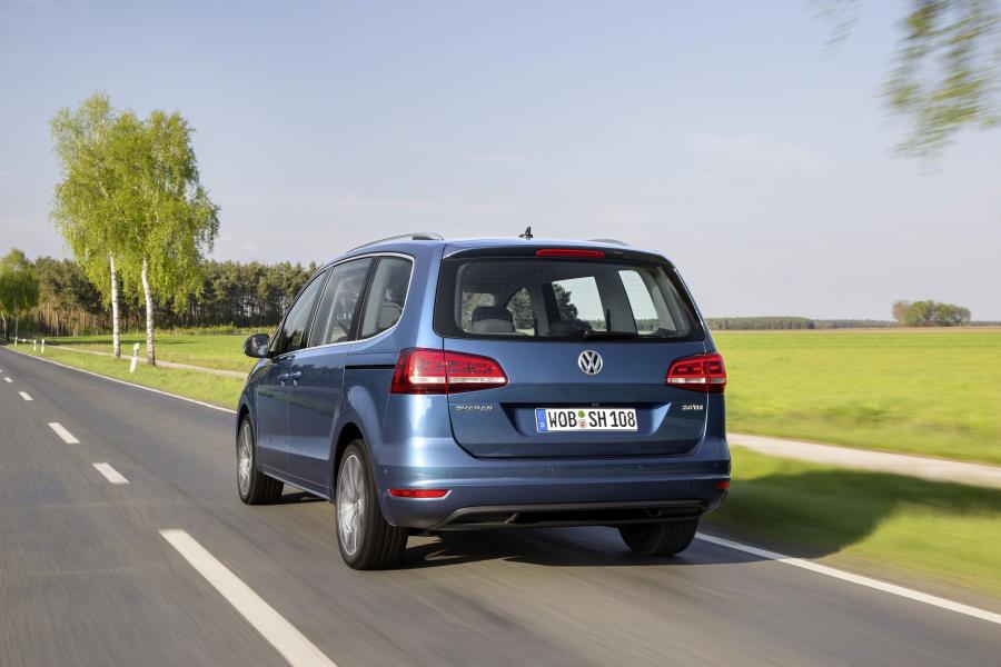  Volkswagen Sharan 2015 года  (фото 8 из 29)